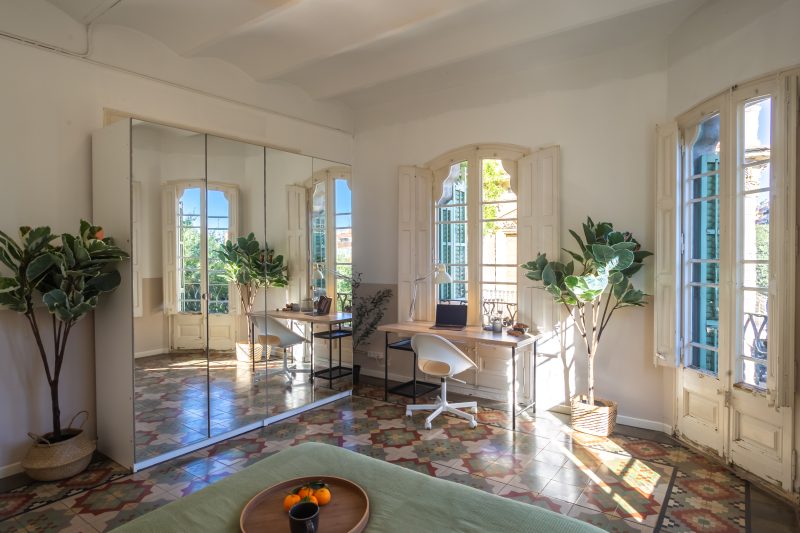 Comerc5 Espaciosa habitación doble con ventanal
