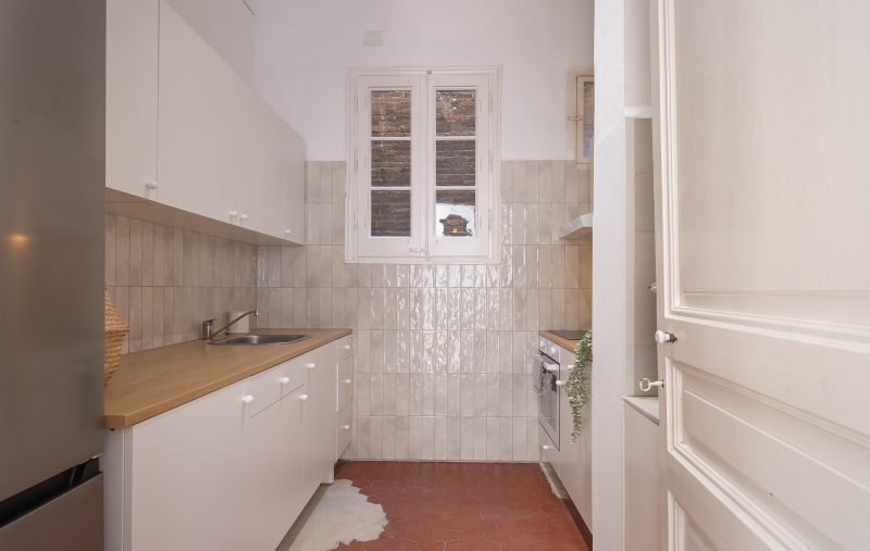 Pascual3 Habitación luminosa con balcón privado