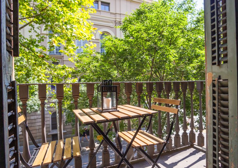 Claris1 Habitación doble amplia con balcón privado y mosaico Nolla