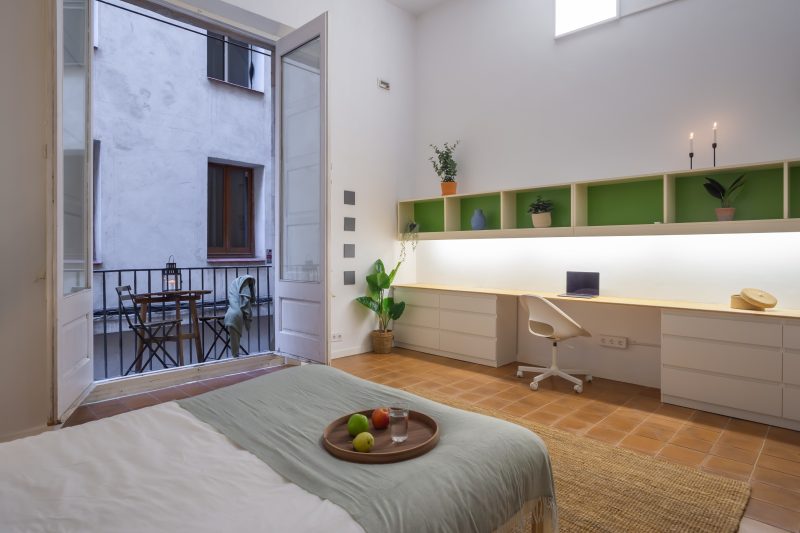 Born 8 · Enorme habitación doble