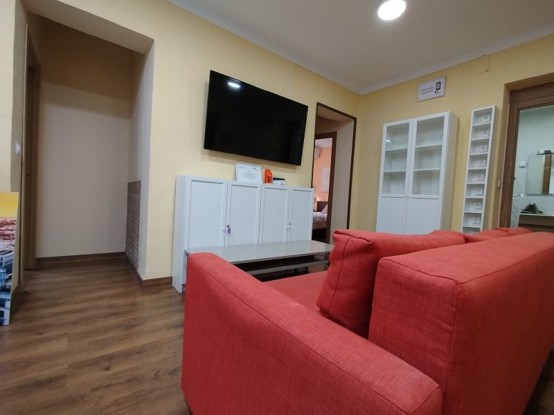 Room for Rent at Calle de Toledo, 50-04