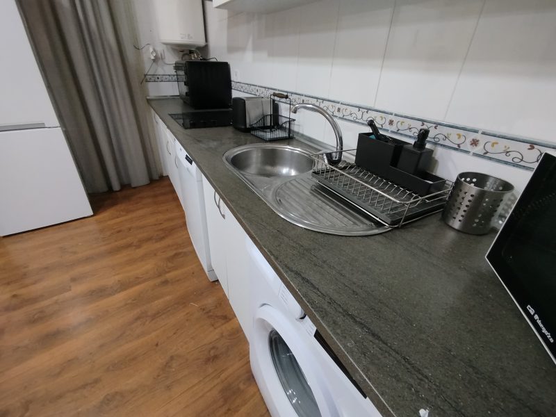 Room for Rent at Calle de Toledo, 50-03