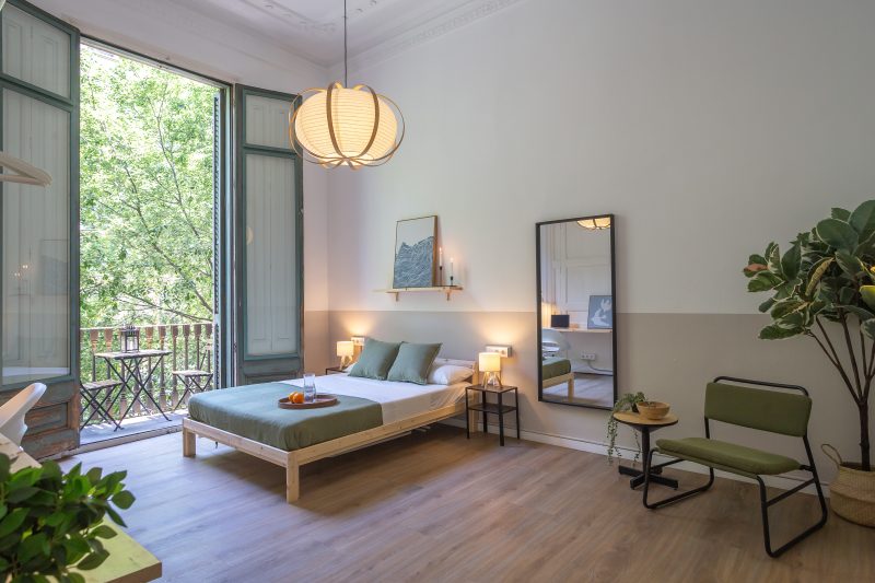 Claris3 Habitación doble amplia con balcón privado