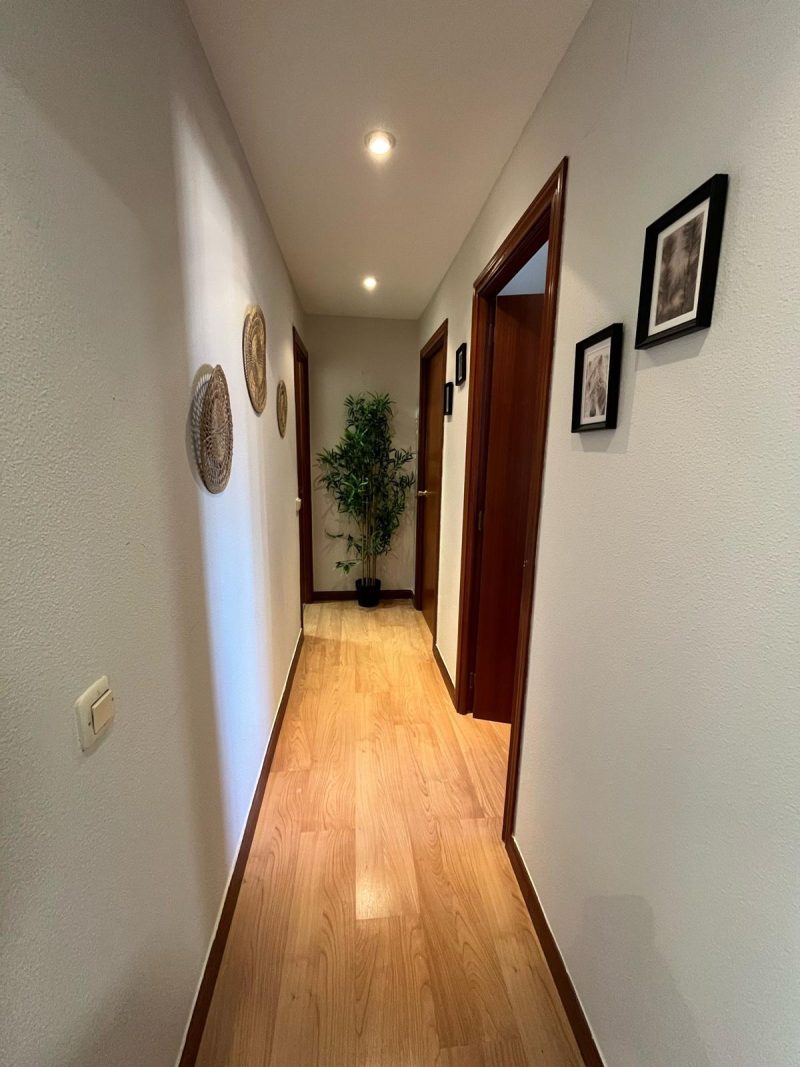 Room for Rent at Calle de Marcelina, 2-01