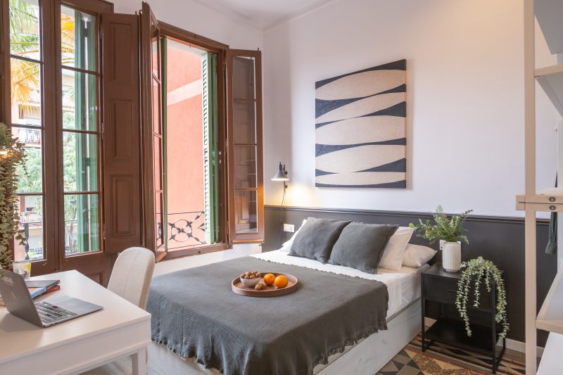 Escorial105 Espaciosa habitación doble en Gràcia