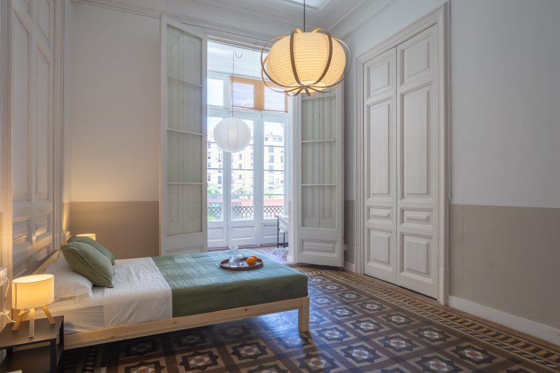 Claris6 Amplia habitación doble con galería