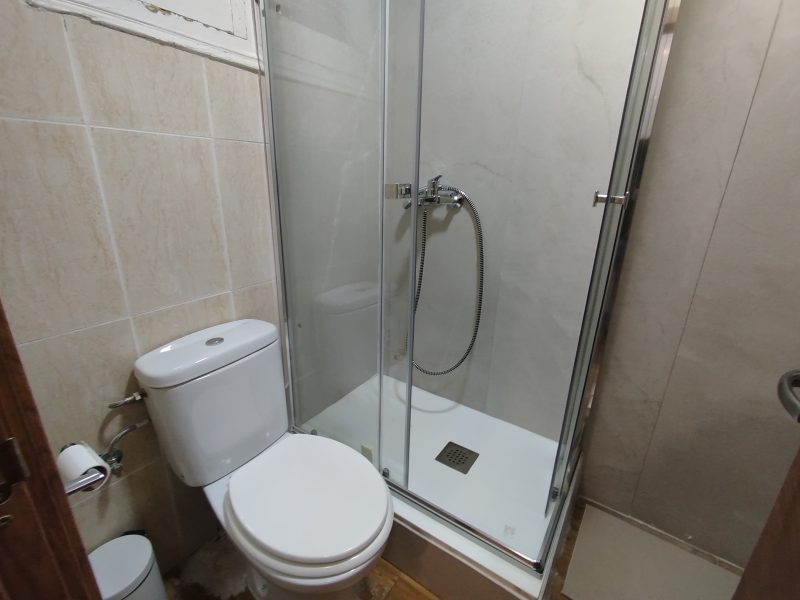 Room for Rent at Calle de Toledo, 50-03