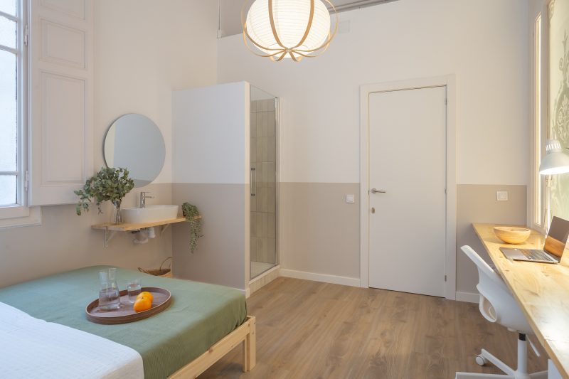 Claris4 Habitación doble con ducha y lavabo privados